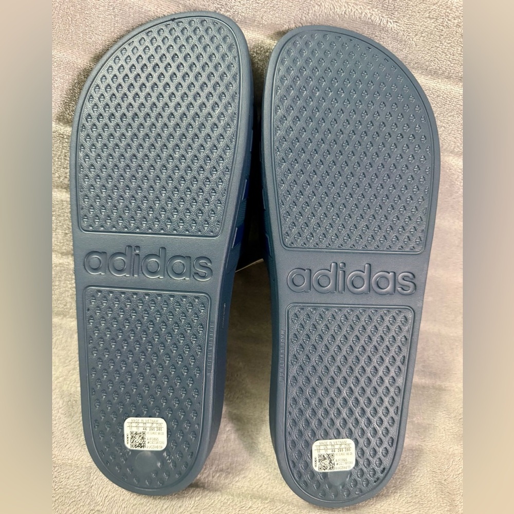 Adidas Adilette Aqua Navy Men’s Slides Size 11 - Picture 9 of 10